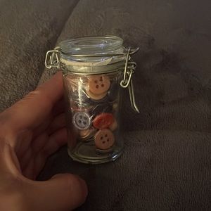 NEW CLIP JAR 3 by 3 1/2 inch PLUS about 2 OZ OF BUTTONS